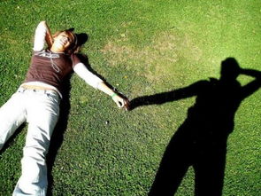 梦见一个影子在追自己，梦到影子一样的怪物