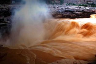 梦见河周公解梦原版，梦见河水是什么预兆解梦
