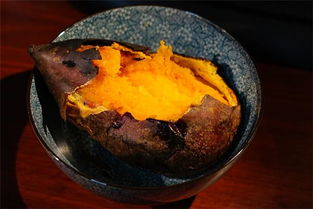 梦见用手挖红薯，梦见掏红薯