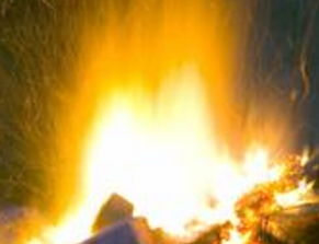 梦见不小心把钱烧了，做梦把钱烧了是好是坏