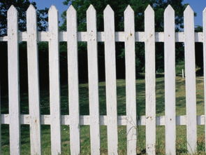 梦见翻围栏，梦见翻围墙,围墙塌了是什么意思