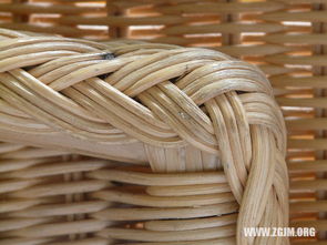 梦到手机被弄坏什么预兆，梦见手机被弄碎了