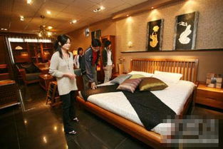 梦见擦屋子里的家具，梦见擦红木家具