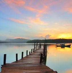 梦到天现异像，梦到天现奇象