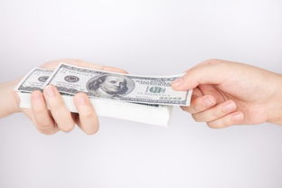 梦见律师和我要钱，梦见律师给我打电话