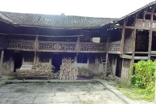 梦见回老宅睡觉，梦见回老宅居住