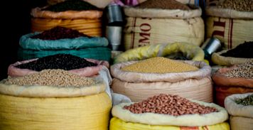 梦见发货特别多货，梦见自己发货