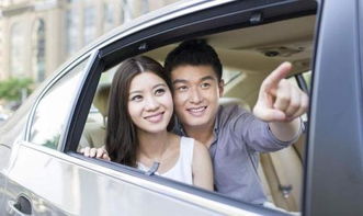 梦见坐到车里,车自己跑了什么意思，梦见坐到车买什么彩票