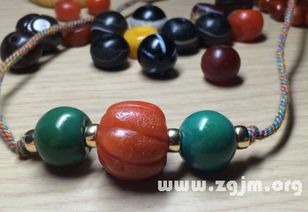 梦见吃铁珠子，梦见吃了好多铁到肚子里