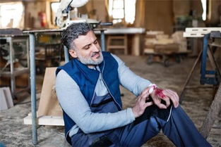 梦见半个人，梦见半截人在行走