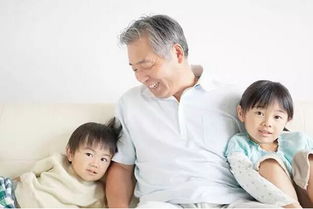 梦见接孙女放学去晚了，梦见接孙女找卫生间