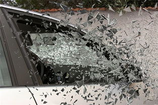 梦见自己家房子被撞破了,梦见自己家房子被撞歪了怎么回事