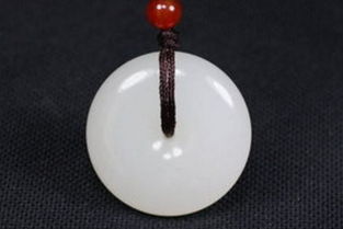 梦见玉里面有血，梦见血玉