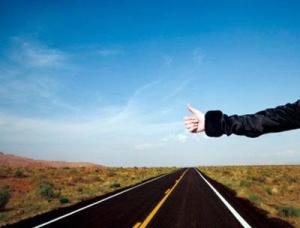 梦见朋友搭车不带自己，梦见朋友搭我的车