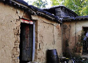 梦见住破房子暗示着什么,梦见住破房子漏雨是什么意思