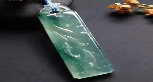 梦见翡翠摔坏了,梦见翡翠碎了