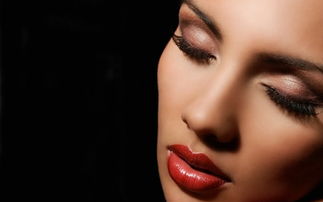 梦中化妆，梦见化妆啥意思