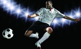 梦见踢裆，梦见裤裆扯破了