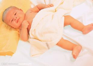 做梦梦到小孩拉屎拉在裤子里，做梦梦到小孩拉屎拉尿