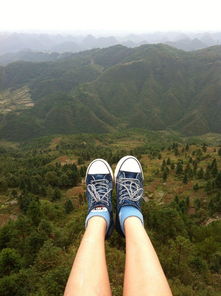 梦见车上高坡，梦见汽车爬坡很高