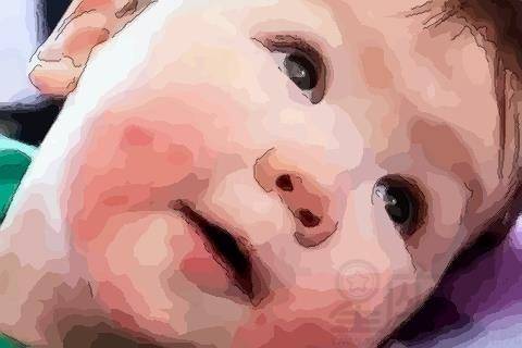 梦见脸上发光白白的有光泽，梦见人脸发光