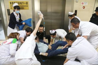 梦到白事有人哭，梦到白事