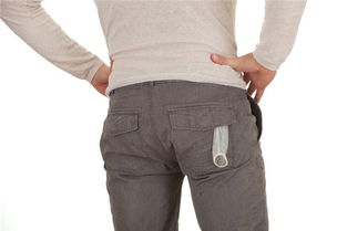 梦到裤子很破什么预兆，梦到裤子破了个洞什么预兆