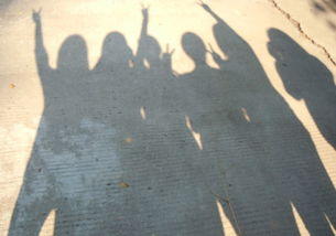 梦到影子人，梦到影子离开自己