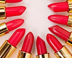 梦见领导涂口红，梦见老板送口红给自己