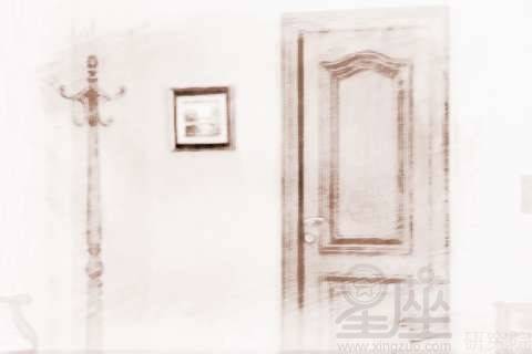 梦见木头门坏了，梦见门坏了修门什么预兆