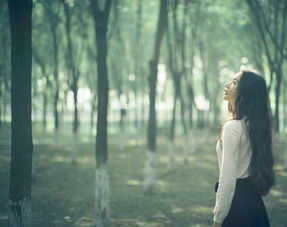 梦见自己独自走，梦见自己独行