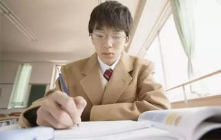 梦见同学不理睬自己，梦见同学不理我不与我说话