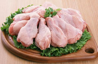 梦见鸡肉长虫，梦见鸡肉里生好多蛆虫