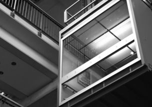 梦见楼梯扶手拆了,梦见楼梯拆掉了