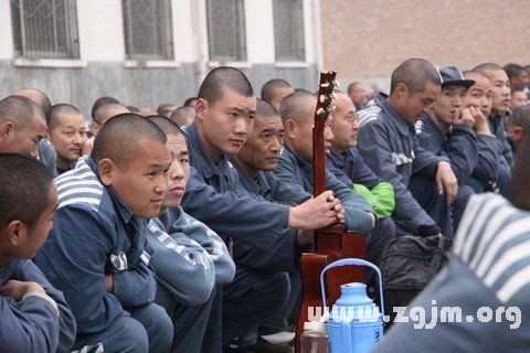 梦到进监狱周公解梦，为什么做梦梦到进监狱