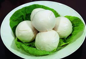 梦见买馒头没买到只有卖包子的，梦见到处买馒头买不到