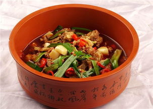 梦见自己吃生狗肉什么预兆，梦见自己吃狗肉又吐了出来