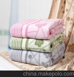 梦到毛巾被水冲走了,然后我追着拿回来，梦到毛巾被别人偷走了