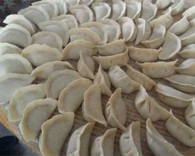 梦见包饺子饺子破了什么意思,梦到包的饺子都烂了