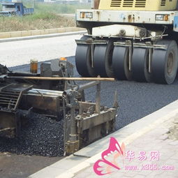 梦到在施工过程中粪坑气炸想放鞭炮一样，梦到在施工现场看房子