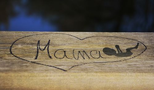 梦到流产好几次，梦到流产了流了好多血