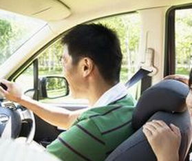 梦见开车是什么意思?，梦见开车是什么意思佛滔