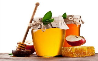 梦见别人给蜜糖吃，梦见别人拿蜂蜜给我吃